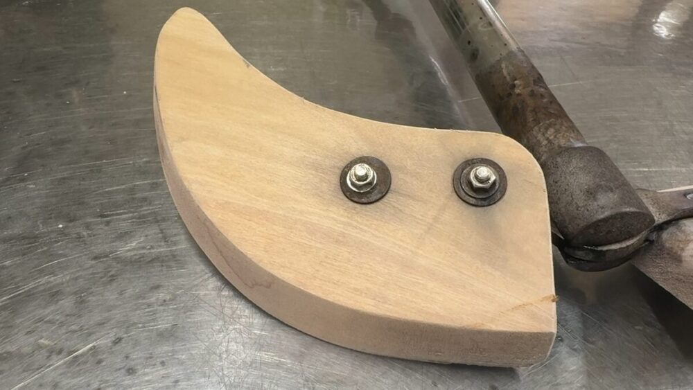 1年がかりで見つけた、新しいヘラの木の羽根