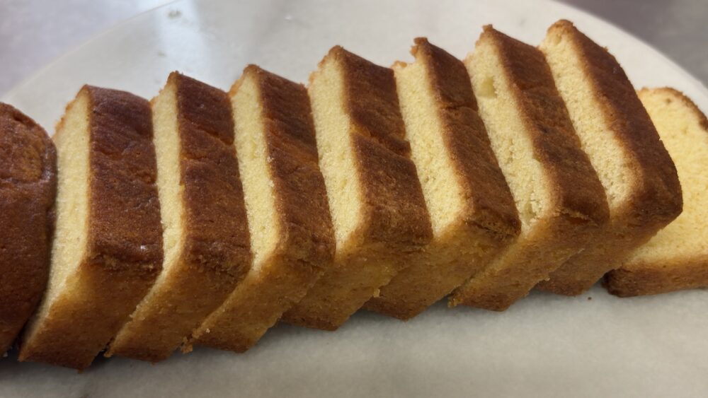 グロワールで焼いたパウンドケーキのスライス