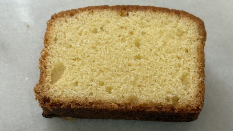 グロワールで焼いたパウンドケーキの断面